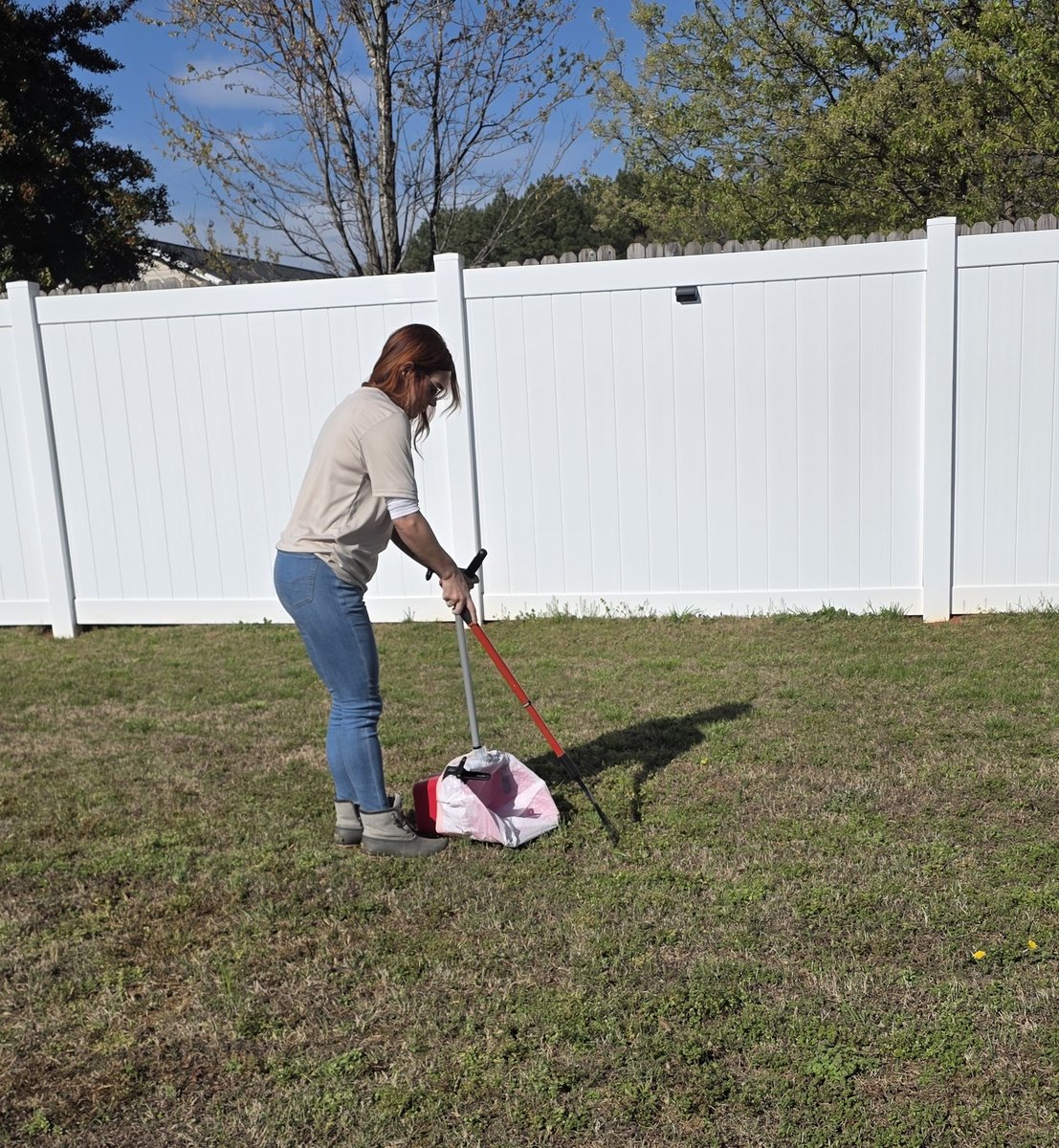 Dilly's Dog Duty dog poop cleanup completed in Greer South Carolina